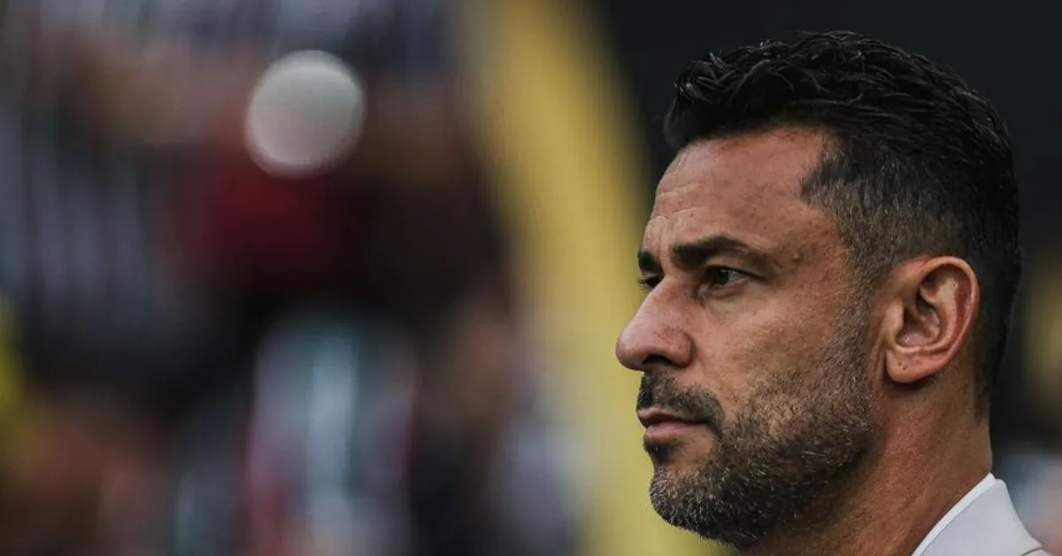 Fred Vira Treinador Sub-18 do Fortaleza: Ídolo do Fluminense Inicia Carreira na Prancheta