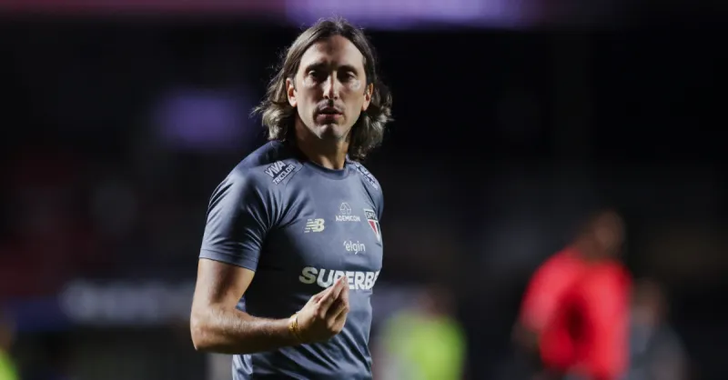 Fluminense Acerta com Zubeldía: Análise do Técnico Controvers