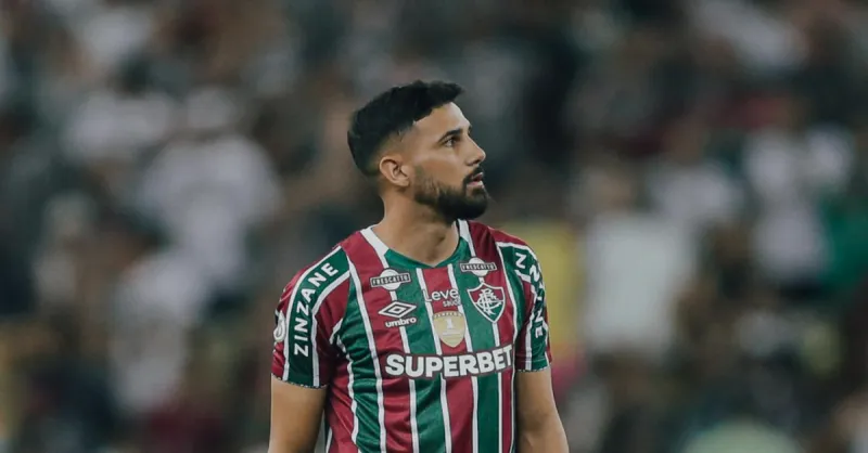 Fluminense: Ignácio Retorna à Zaga em Jogo Crucial Contra o Internacional