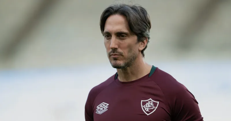 Fluminense: Zubeldía Planeja Estreia de Arana e Anuncia Foco em Novo Atacante
