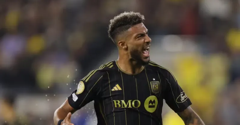 Fluminense faz proposta por atacante da MLS: Diretor do LAFC detalha negociação